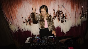 One More Song DJs place picture
